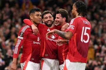 英超闪耀夜：7-1血洗西甲4队，三队挺进欧战决赛，锁定一冠佳绩