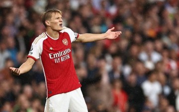 皇马当年为何放弃他？阿森纳欧冠出局，厄德高两回合都差劲