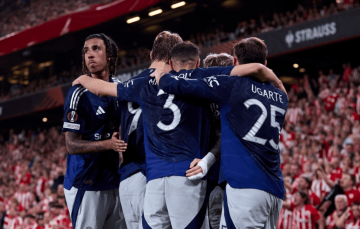 阿莫林缔造队史神迹，曼联征服魔鬼球场，距离决赛只差一步