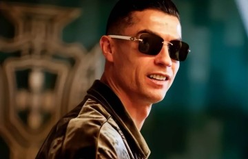 C罗即将离开沙特联，新东家浮现，西甲平民球队想签他，恐难如愿