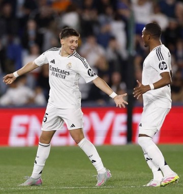 悲喜夜！国米0-3惨败，AC米兰冲双冠，皇马全力备战巴萨只为雪耻