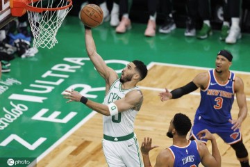 农场主篮球!绿军尼克斯拉满主力苦战 大桥出战51分钟