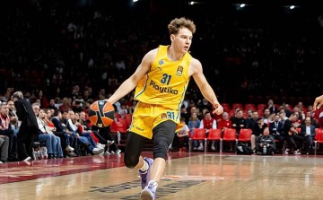 立陶宛新秀将加盟德甲强队,尼克斯何时才会与他签约?