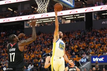 库里经典教学如何单核带队 JB伤停逼出两个新罗宾？