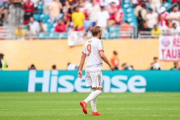 德甲巨人4-2完胜进8强!世俱杯迎来超重磅对决:拜仁激战大巴黎