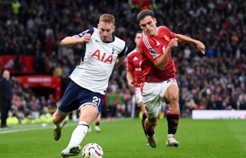 欧联杯决战开启！从1-0到4-3，曼联勇夺冠军，阿莫林率队冲击欧洲之巅