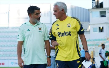 欧冠报名倒计时10天，穆里尼奥不满训练替补问题浮出水面