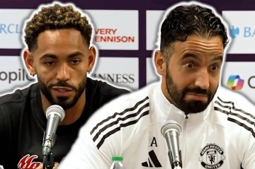 阿莫林暗示曼联不买中锋亦可，两新援能胜任！解释签英超前锋理由