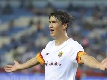 73岁救火主帅神了！17轮不败保级队逆袭欧冠区，意甲现惊天奇迹