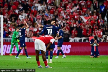 只剩欧冠!巴尔科拉2射1传 巴黎3-0兰斯成功卫冕法国杯