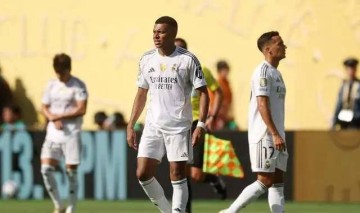 姆总与维尼修斯配合不佳？皇马球迷质疑：你们怎么还不传球？