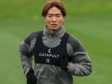 1-1大冷门,欧冠4冠王遭阻击,28岁日本球星板仓滉发威也难换3分