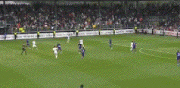 2-1,40岁C罗腾空转体180度庆祝:利剑出鞘,率队逆转法甲劲旅