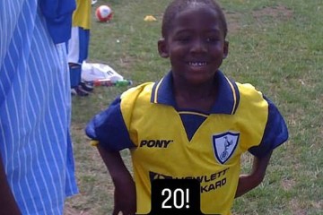 曼联新帝星关键进球或助加薪,发热刺球衣照惹争议!名宿提醒小麦教训