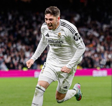 悲喜夜！枪手4-0大捷，米兰双雄饮恨，曼联造4耻辱纪录，皇马绝杀