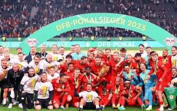 德甲：法兰克福 VS 莱红牛