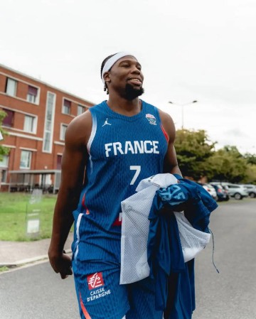 亚布塞莱担任法国男篮队长 率队征战欧洲杯