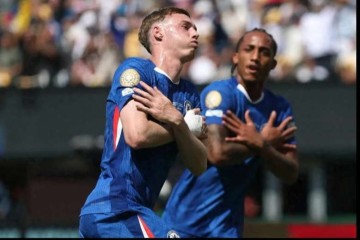 伦敦德比今夜引爆!切尔西12场不败神话能否延续?铁锤帮危矣