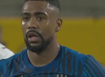 凌晨3点！8强对阵：晋级奖金2100万，新月战平皇马+击败曼城志在争冠