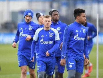 神操作!前4名3队打平,前德甲冠军3连败,留给汉堡的时间不多了