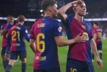 2-1！巴萨客场逆转：西甲7分领跑，下周战国米+皇马，全胜或拿2冠