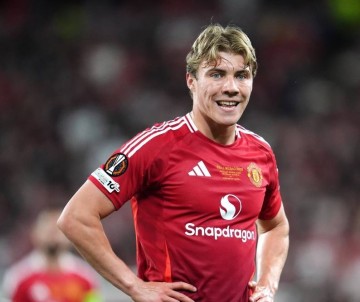 曼联又被拒绝了!曝维拉拒绝出售沃特金斯,8000万镑买杰克逊?