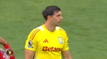 价值一亿的进球裁判可吹可不吹曼联自己不懂比赛该赢不该赢？