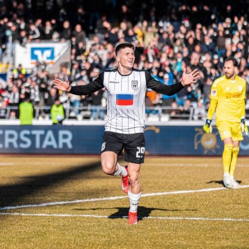 2-4!德乙劲爆剧情!3支升班球队无胜绩,前欧冠冠军连胜3场重返德甲