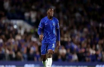 4500万到3500万!迪萨西转会陷僵局,黄潜抠门,切尔西强硬谁妥协?