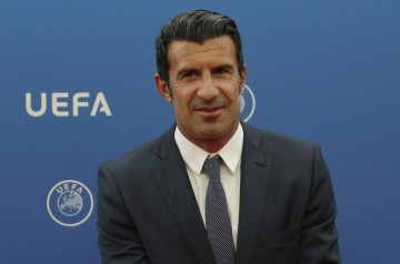 菲戈谈姆巴佩被皇马球迷嘘：很正常，我表现不好的时候也被嘘过