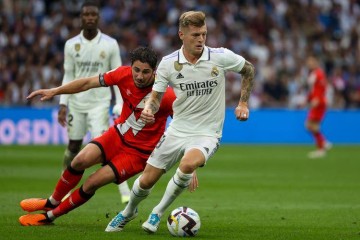 西甲强强对话！马竞 VS 巴列卡诺：积分榜悬殊下的战术博弈与球星对抗​