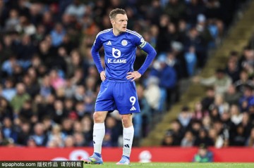 官方:瓦尔迪今夏告别莱斯特城 13年198球缔造蓝狐奇迹