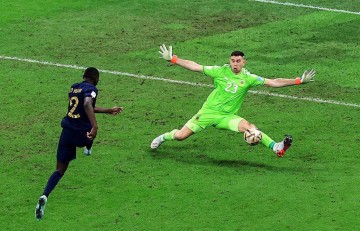 巴萨欲签大马丁，特尔斯特根或将离队，法甲新星切尔基有望加盟