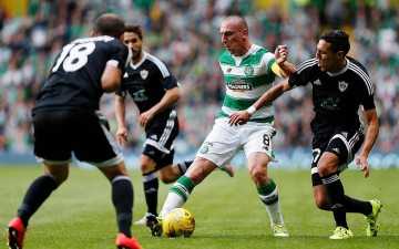 中国女足迎战韩国女足，谢尔本复苏，林菲尔德久疏战阵