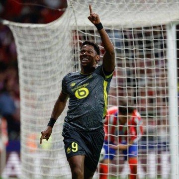 国际米兰抢签“加拿大劳模”，橡树却对马罗塔设障？