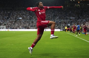 英超|利物浦客胜纽卡斯尔联 不满17岁小将献“绝杀”