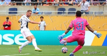 埃德森表态留曼城,比赛失误送球,球迷质疑下季是否继续守门