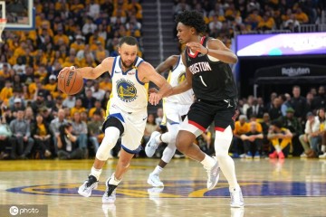 库里季后赛得分超越托尼-帕克 跻身历史前十