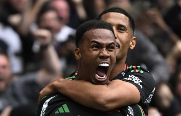 又是他!阿森纳战巴黎悬了,萨利巴挖坑拉亚送礼