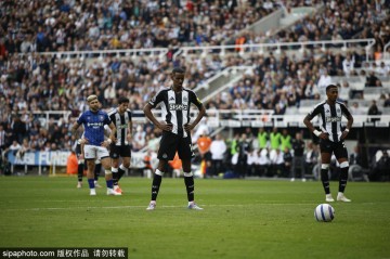 塞斯科选择曼联：一场转会风云的背后