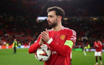 曼联7500万欧元锁定意甲中锋奥斯梅恩,引发巨额引援新动向