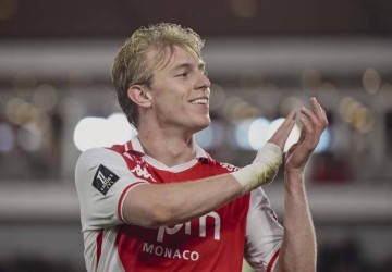 丹麦新星比尔雷斯创历史:70年来首位在法甲前7轮中完成3次帽子戏法