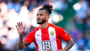 2500万欧！葡体求购苏亚雷斯，阿尔梅里亚设复杂条款让其难抉择