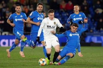 西甲关键战：西班牙人能否突破保级困境？