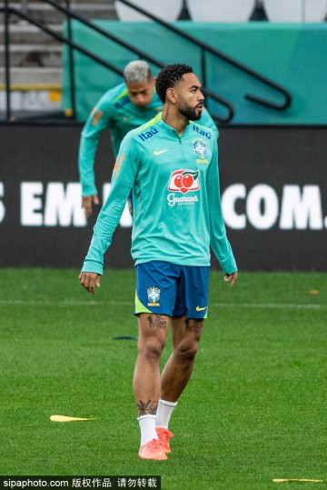 6250万英镑!曼联官宣库尼亚加盟,阿莫林重建计划正式启动