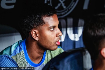 皇马天才罗德里戈陷入困境!恩师建议:西甲比英超更适合他