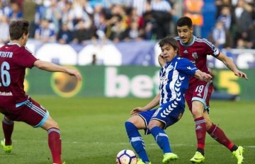 激情碰撞，火花四溅！西甲阿拉维斯VS皇家社会，周三凌晨不容错过！