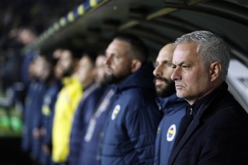 “半兽人”护驾狂人!意甲顶级中场来投,“穆二年”神话继续?