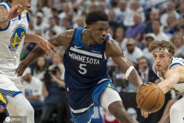 爱德华兹带伤20+9库里缺阵 勇士不敌森林狼总分1-1