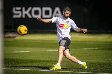 西甲对决：巴伦西亚主场寻胜，赫塔费客场逆袭？